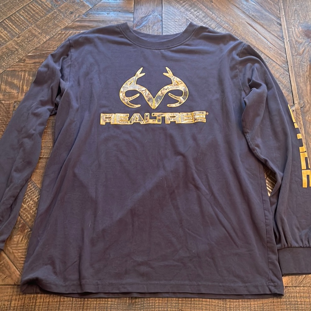 Men’s Realtree shirt